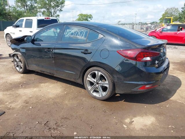 2019 HYUNDAI ELANTRA SE 3
