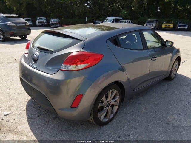 2017 HYUNDAI VELOSTER 4