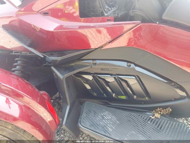 2025 CAN-AM SPYDER ROADSTER RT/RT LIMITED 9