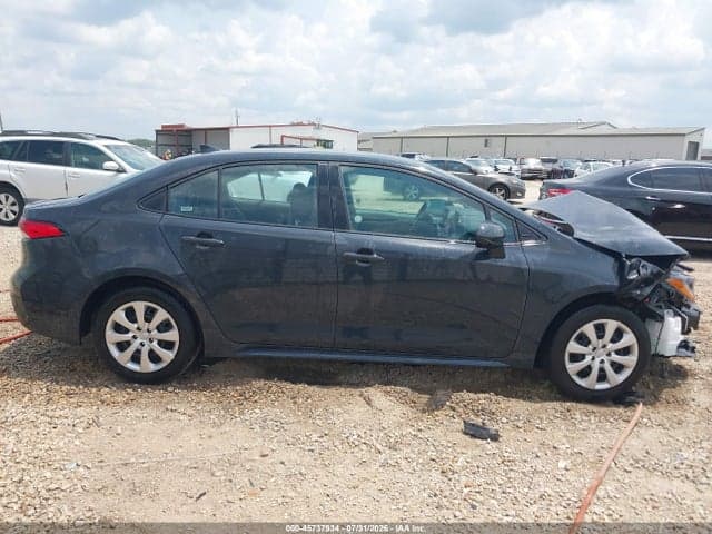 2026 TOYOTA COROLLA LE 13