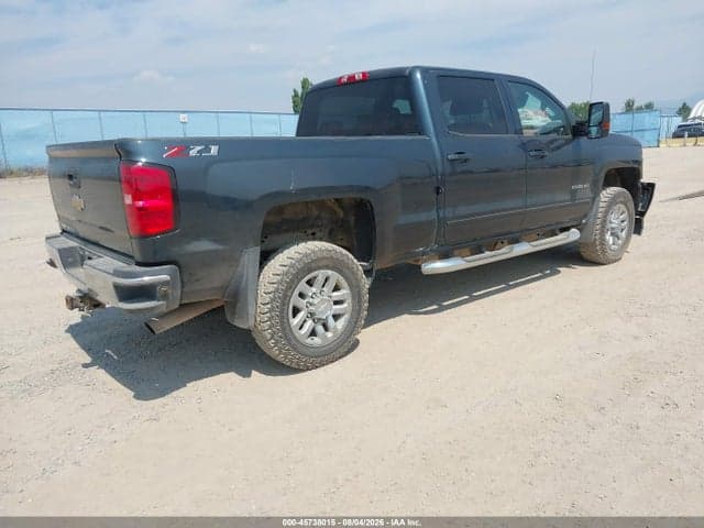 2018 CHEVROLET SILVERADO 2500HD LT 4