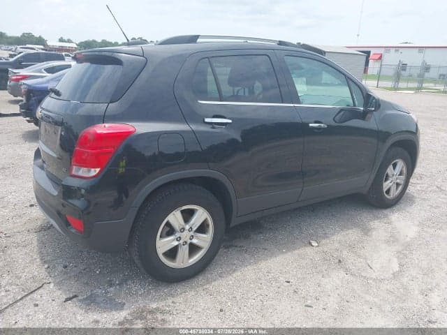 2019 CHEVROLET TRAX LT 4