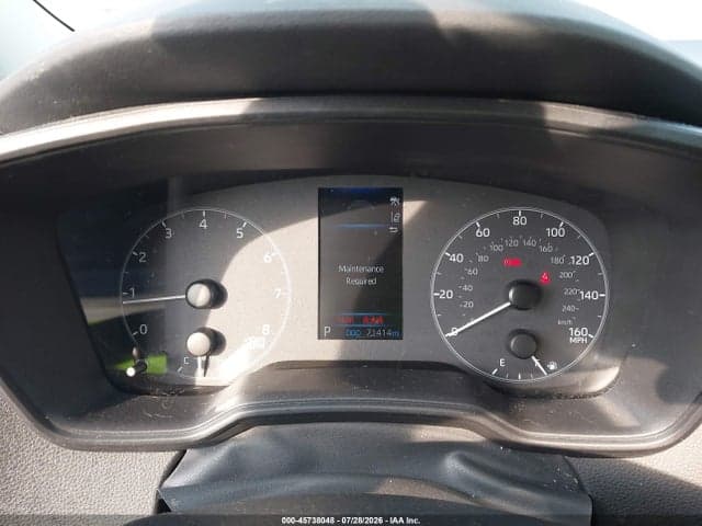 2024 TOYOTA COROLLA LE 7