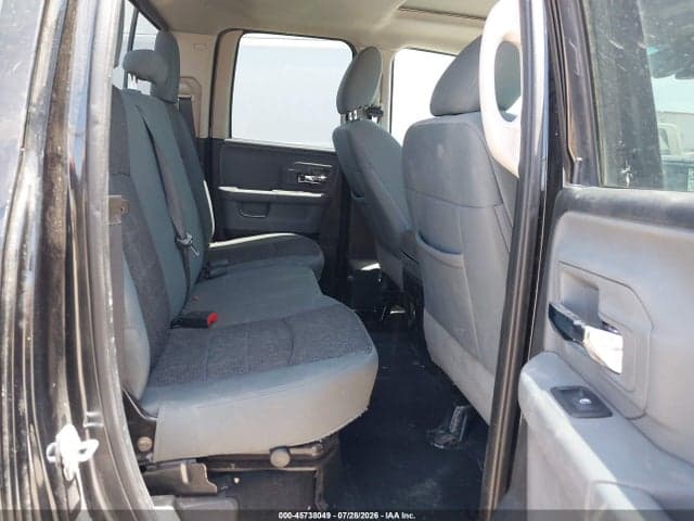 2018 RAM 1500 BIG HORN 4X4 6'4 BOX 8