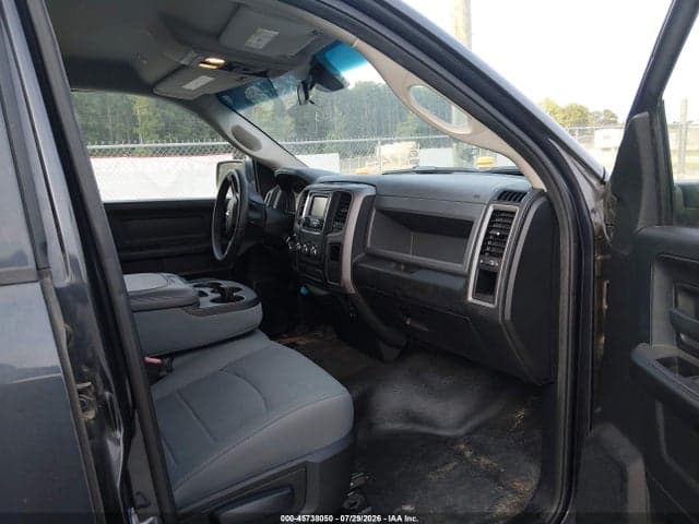 2018 RAM 1500 TRADESMAN 4X2 6'4 BOX 5