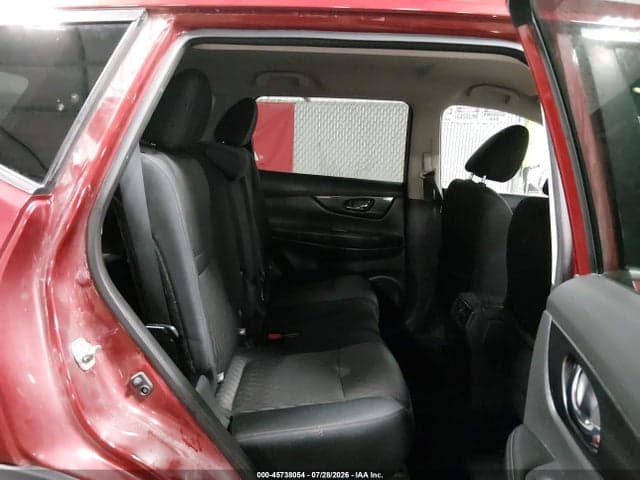 2018 NISSAN ROGUE SV 8