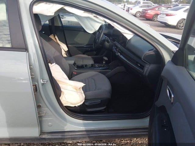 2025 KIA K4 EX 5