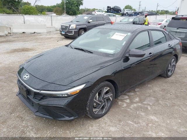 2025 HYUNDAI ELANTRA SEL SPORT 2
