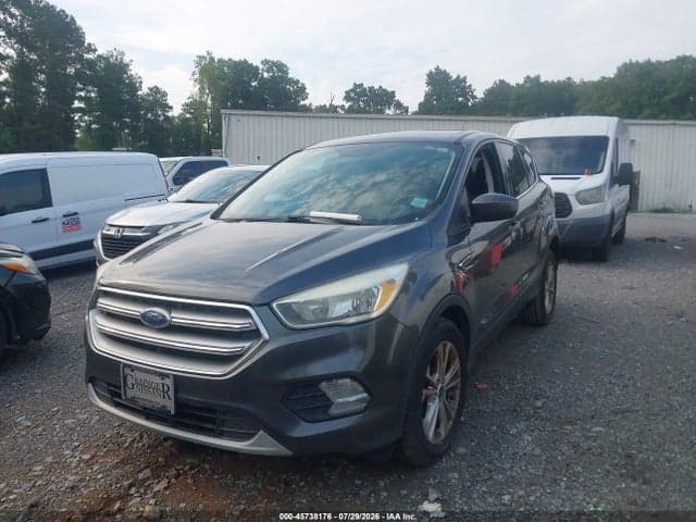 2017 FORD ESCAPE SE 2