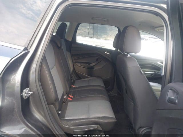2017 FORD ESCAPE SE 8