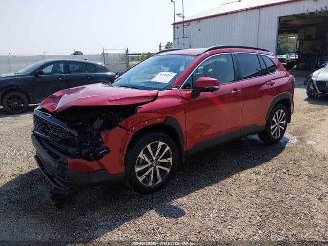 2024 TOYOTA COROLLA CROSS XLE 2