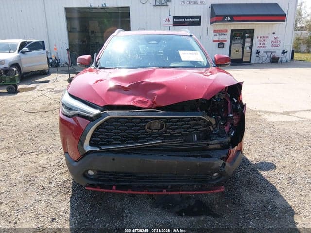 2024 TOYOTA COROLLA CROSS XLE 12