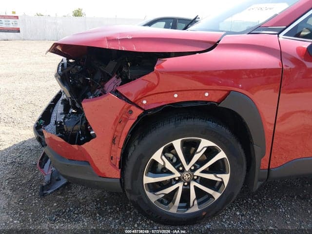 2024 TOYOTA COROLLA CROSS XLE 18