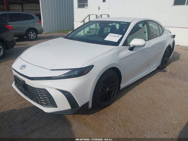 2026 TOYOTA CAMRY SE 2
