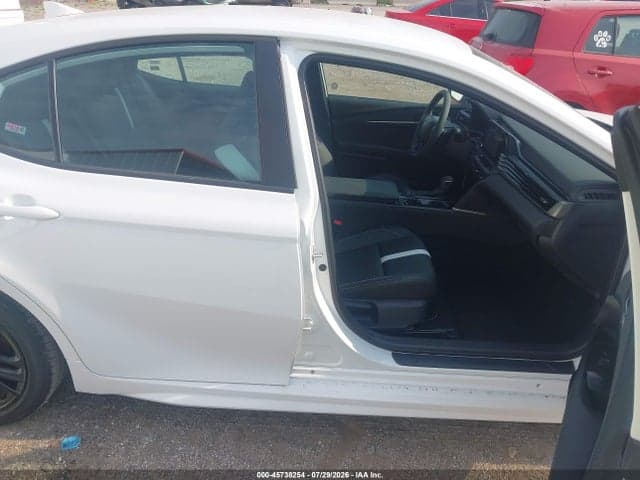2026 TOYOTA CAMRY SE 5