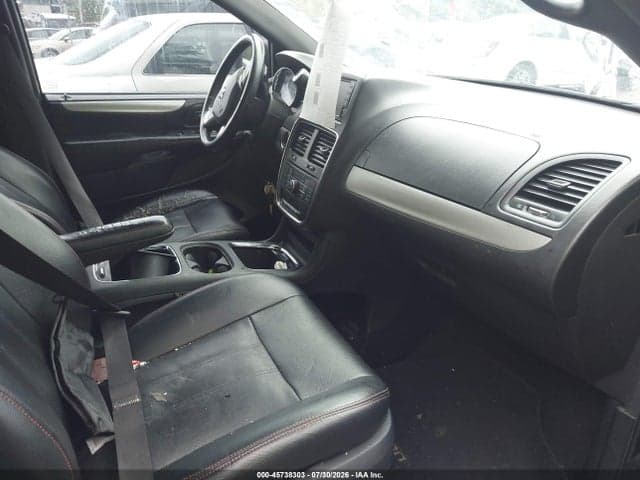 2017 DODGE GRAND CARAVAN GT 5