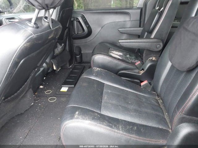 2017 DODGE GRAND CARAVAN GT 8