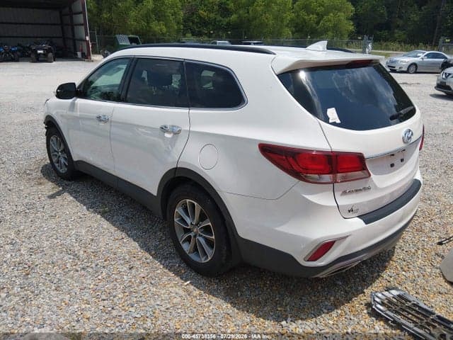 2017 HYUNDAI SANTA FE SE 3