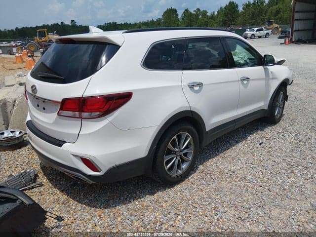 2017 HYUNDAI SANTA FE SE 4
