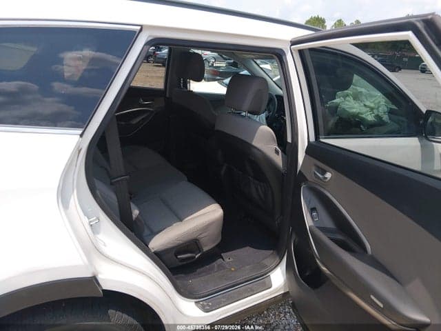 2017 HYUNDAI SANTA FE SE 8