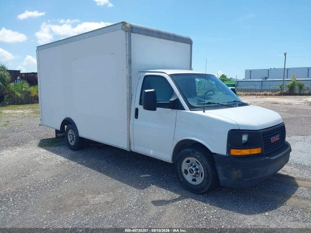 2017 GMC SAVANA CUTAWAY WORK VAN 1