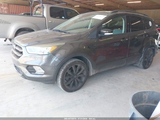 2017 FORD ESCAPE TITANIUM 2