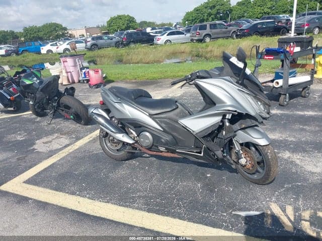 2022 KYMCO USA INC AK 550 - 1