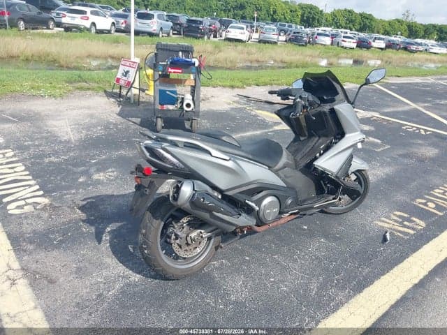 2022 KYMCO USA INC AK 550 4