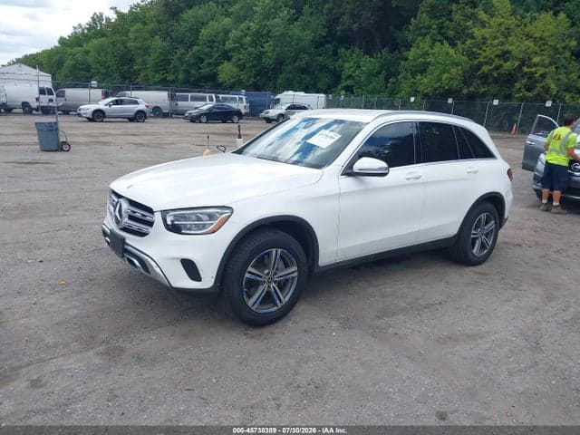 2020 MERCEDES-BENZ GLC 300 2
