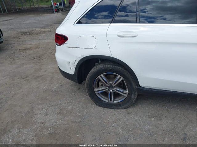2020 MERCEDES-BENZ GLC 300 6