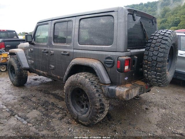 2018 JEEP WRANGLER UNLIMITED SAHARA 4X4 3