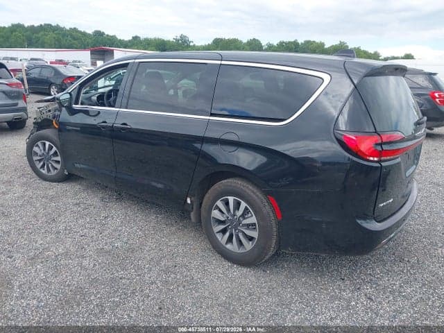 2023 CHRYSLER PACIFICA HYBRID TOURING L 3