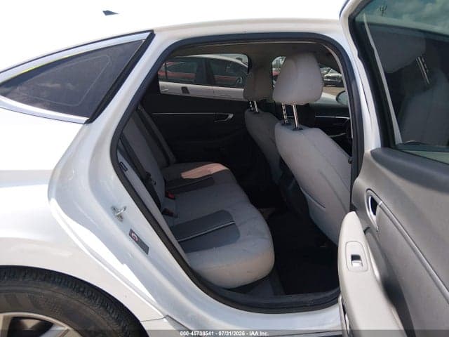 2022 HYUNDAI SONATA SE 8