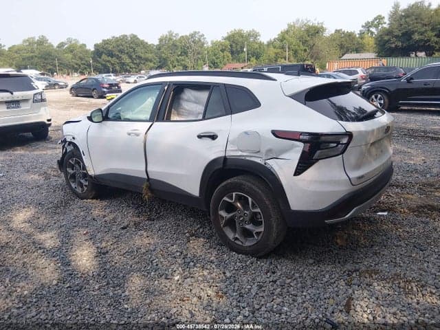 2025 CHEVROLET TRAX FWD LT 3