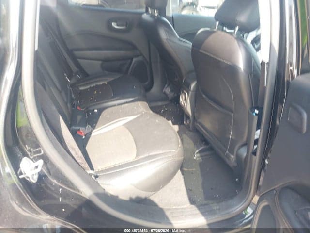 2021 JEEP COMPASS LATITUDE FWD 8