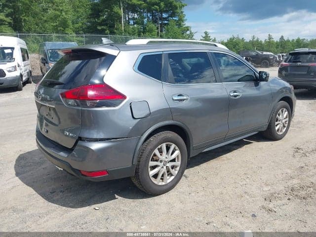 2017 NISSAN ROGUE SV 4