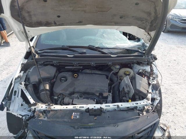 2017 CHEVROLET CRUZE LT AUTO 10