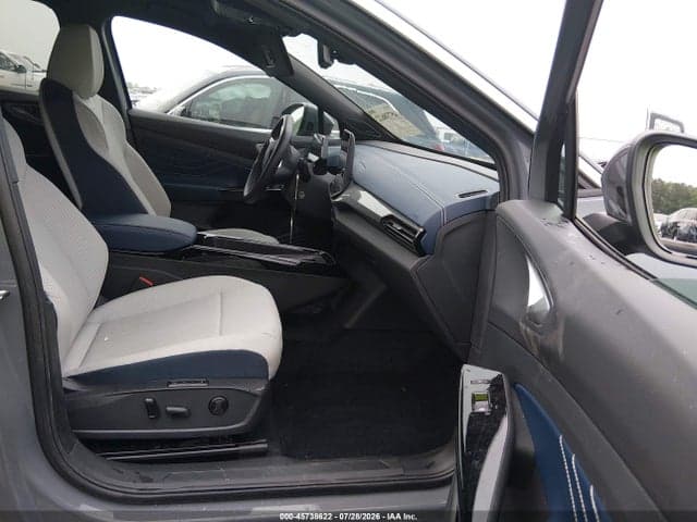 2025 VOLKSWAGEN ID.4 PRO S PLUS 5