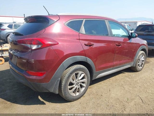 2017 HYUNDAI TUCSON SE 4