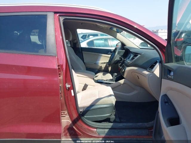 2017 HYUNDAI TUCSON SE 5