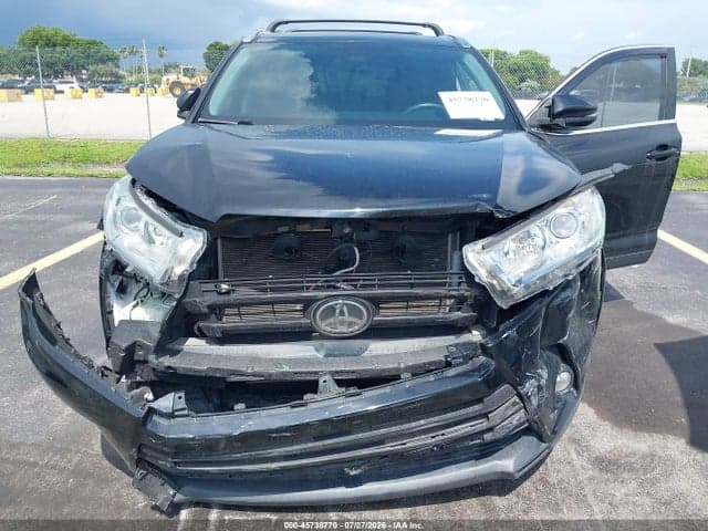2019 TOYOTA HIGHLANDER XLE 6