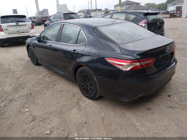 2018 TOYOTA CAMRY HYBRID LE 3