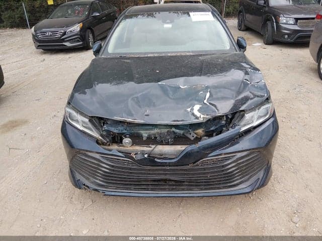 2018 TOYOTA CAMRY HYBRID LE 6