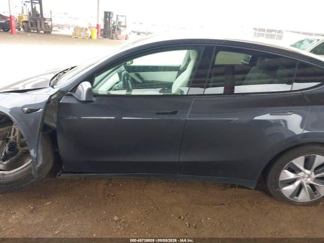 2022 TESLA MODEL Y LONG RANGE DUAL MOTOR ALL-WHEEL DRIVE 13