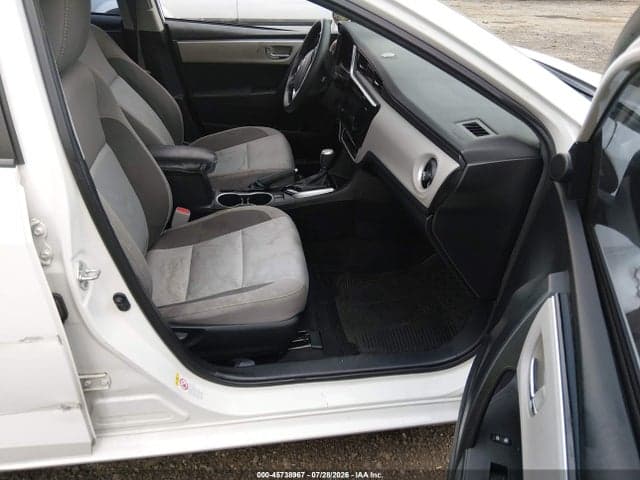 2017 TOYOTA COROLLA LE 5
