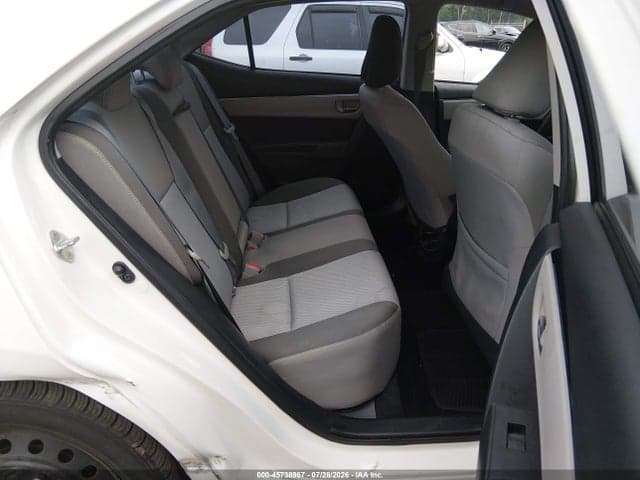 2017 TOYOTA COROLLA LE 8
