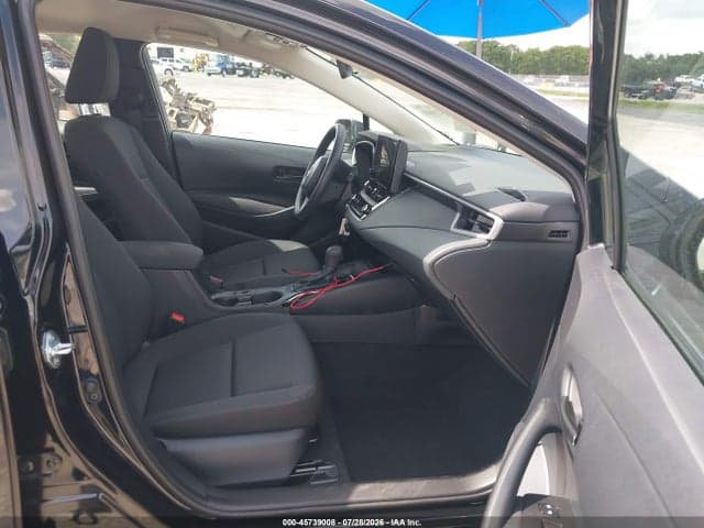 2026 TOYOTA COROLLA LE 5