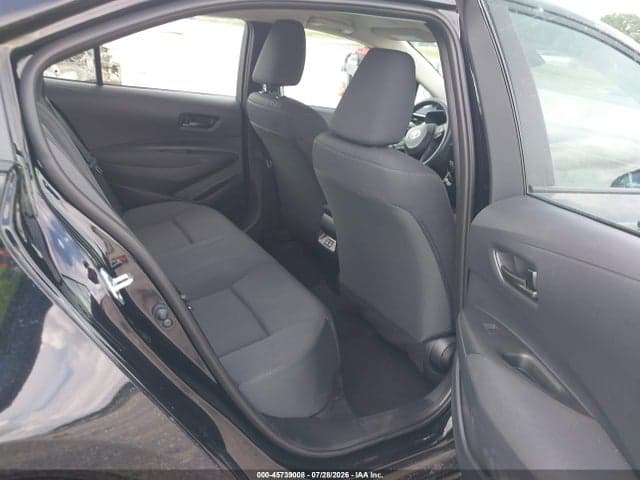 2026 TOYOTA COROLLA LE 8