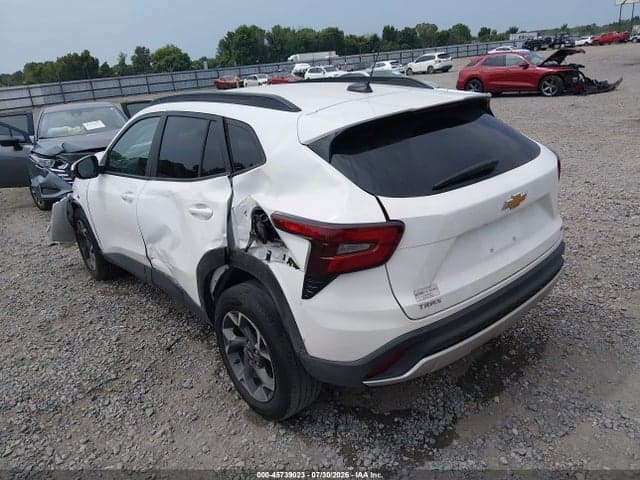 2025 CHEVROLET TRAX FWD LT 3