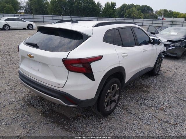 2025 CHEVROLET TRAX FWD LT 4